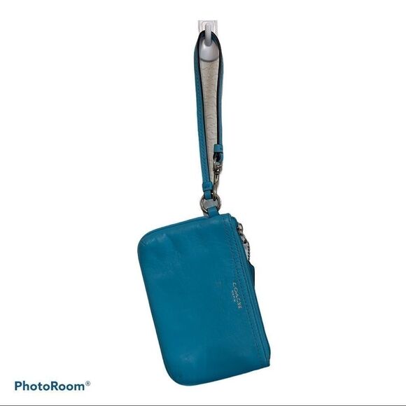 Coach Turquoise Blue Wristlet - Picture 1 of 6